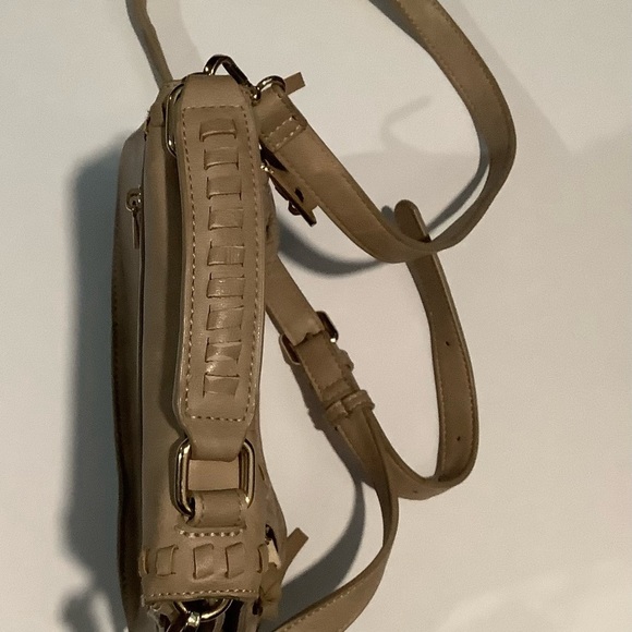 Urban Expressions Taupe Crossbody Bag - Picture 4 of 9